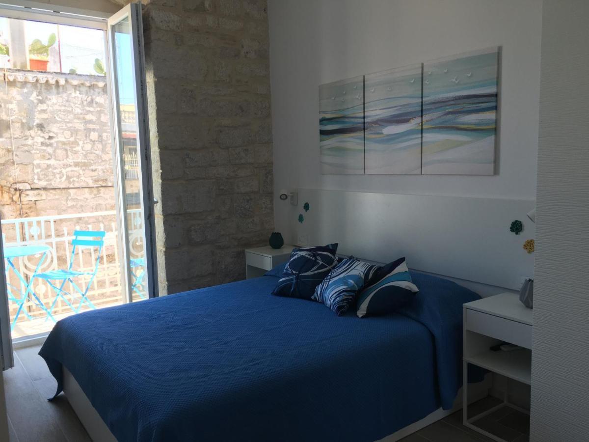 Ferienwohnung La Terrazza Sul Mare - Dimora Di Charme Giovinazzo Exterior foto