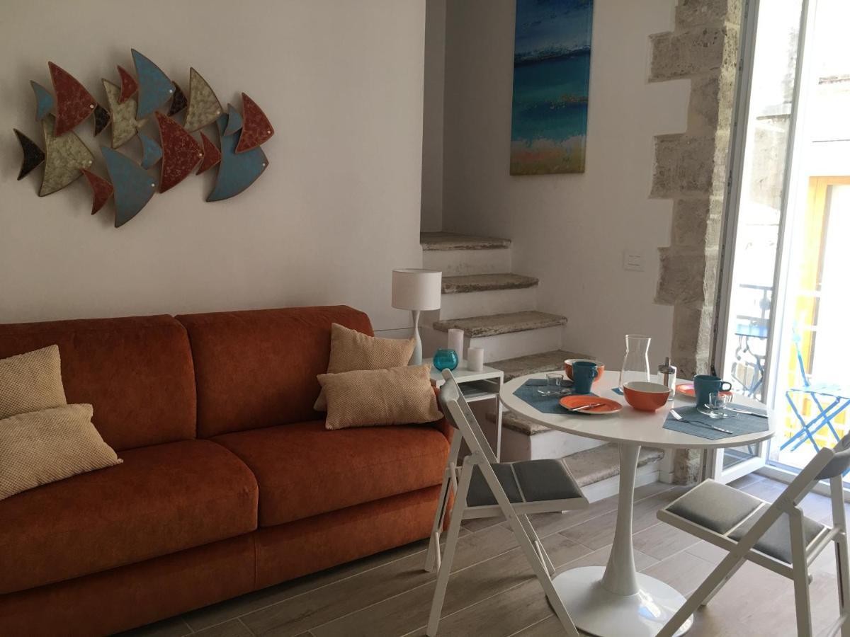 Ferienwohnung La Terrazza Sul Mare - Dimora Di Charme Giovinazzo Exterior foto