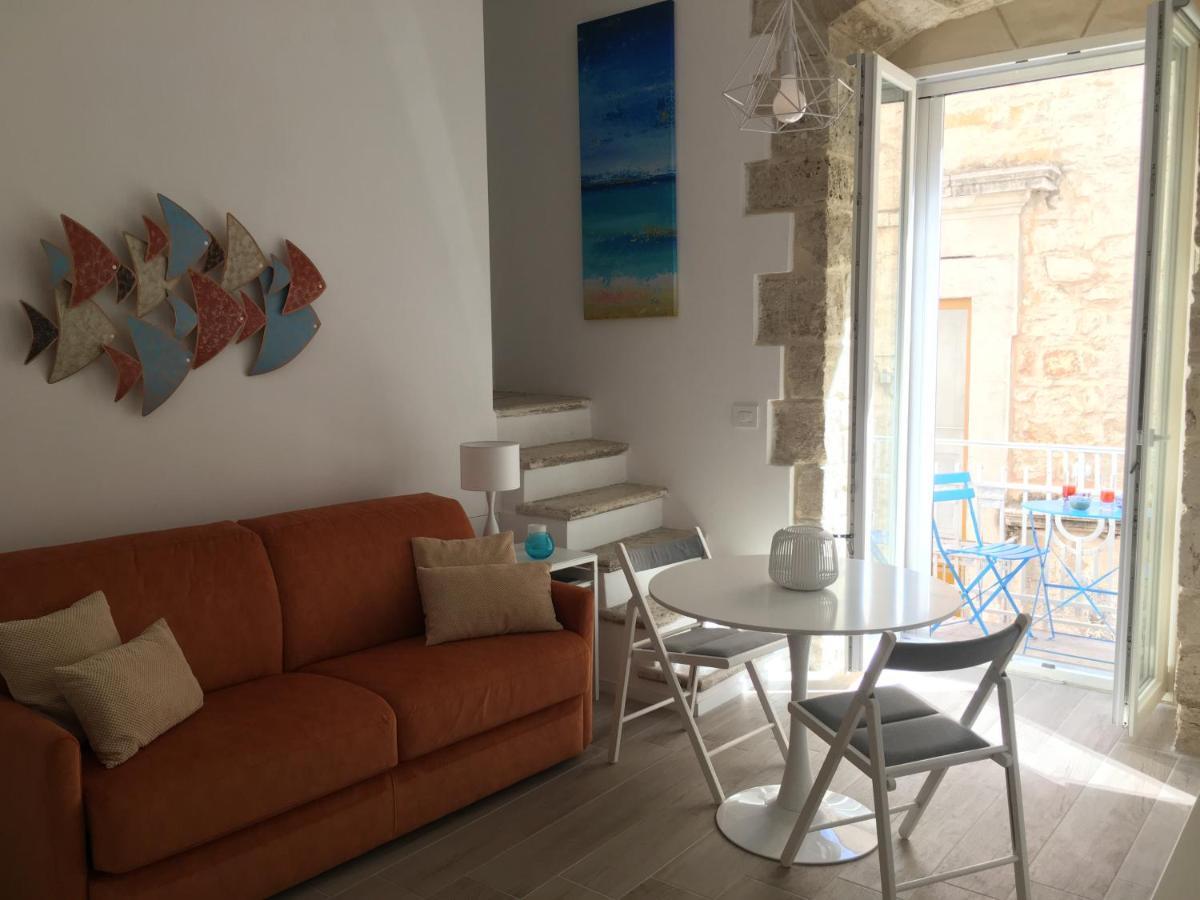Ferienwohnung La Terrazza Sul Mare - Dimora Di Charme Giovinazzo Exterior foto